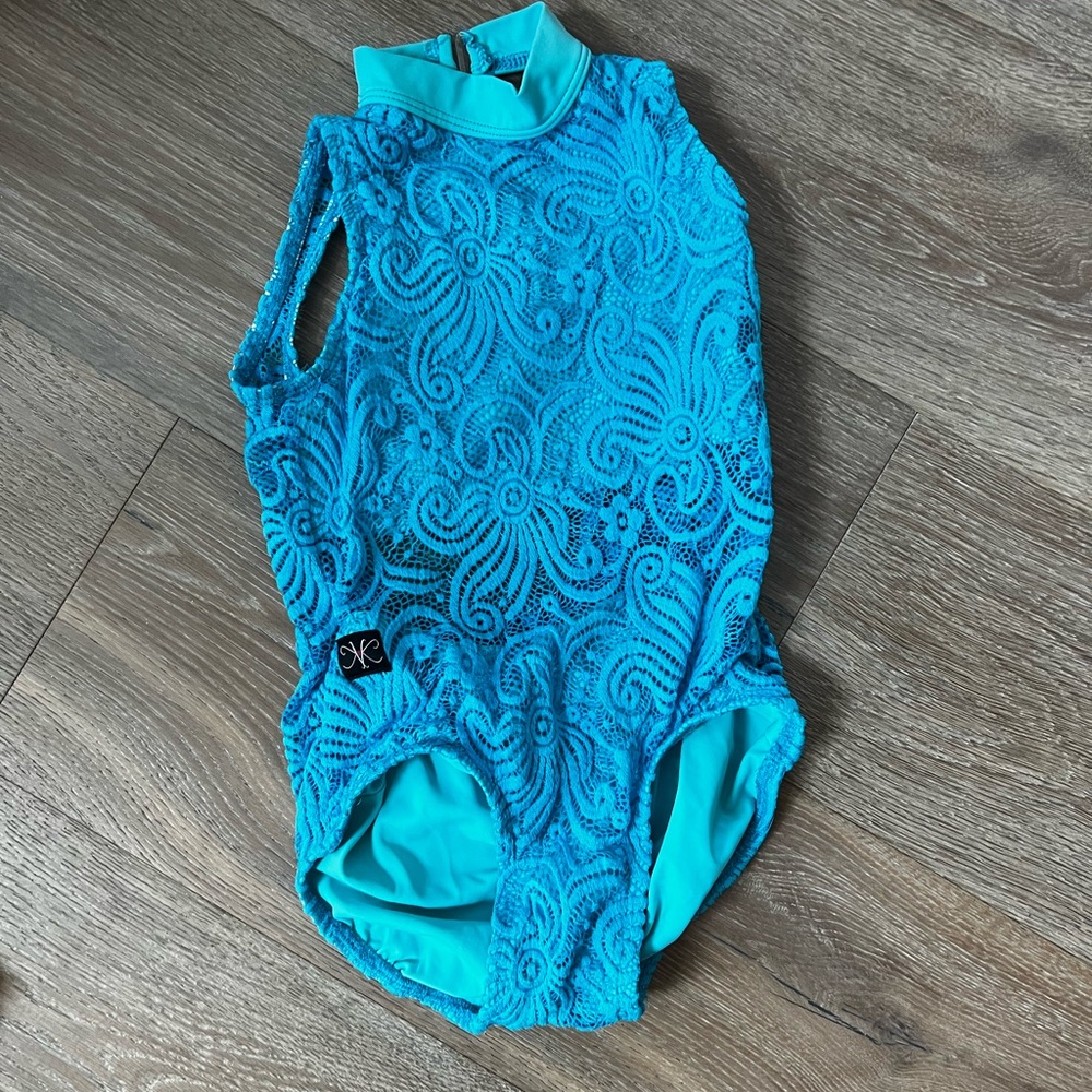 Kandi Kouture child XL leo